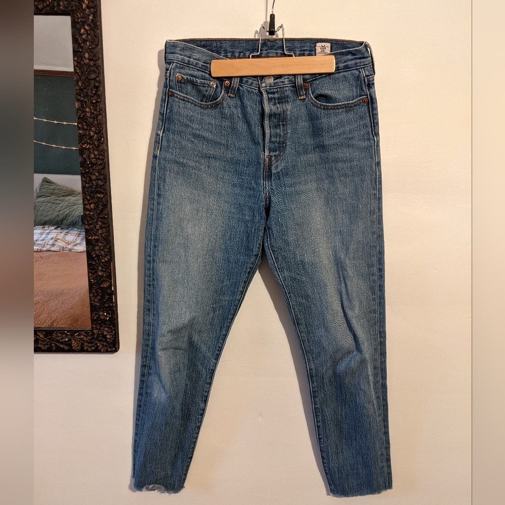 Levi's white oak cone denim 29